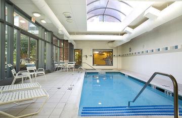 Hotel Courtyard By Marriott Boston Brookline