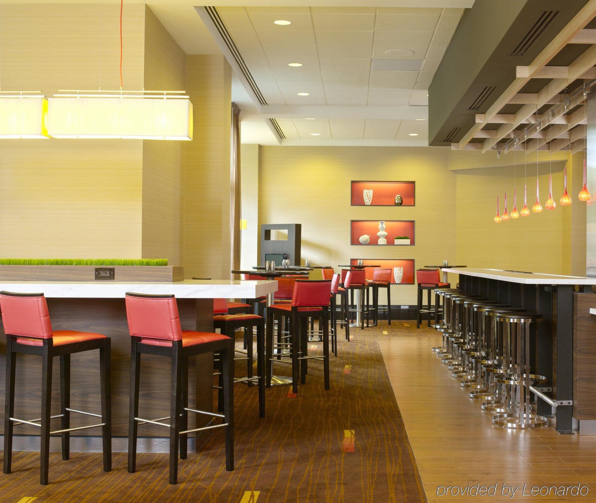 Courtyard By Marriott Boston 3*