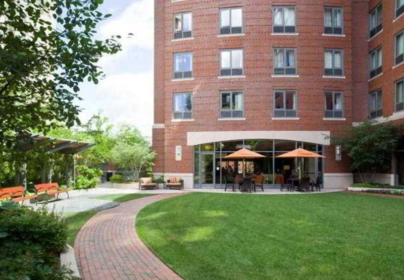 Courtyard By Marriott Boston 3*