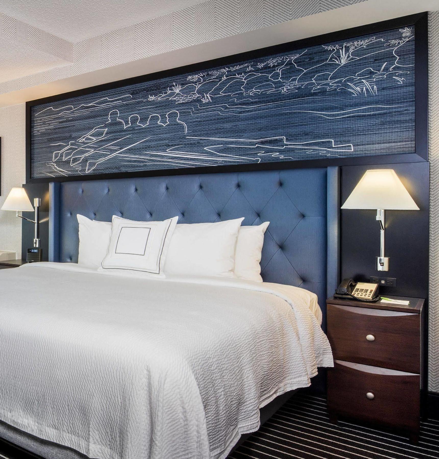 Courtyard By Marriott Boston