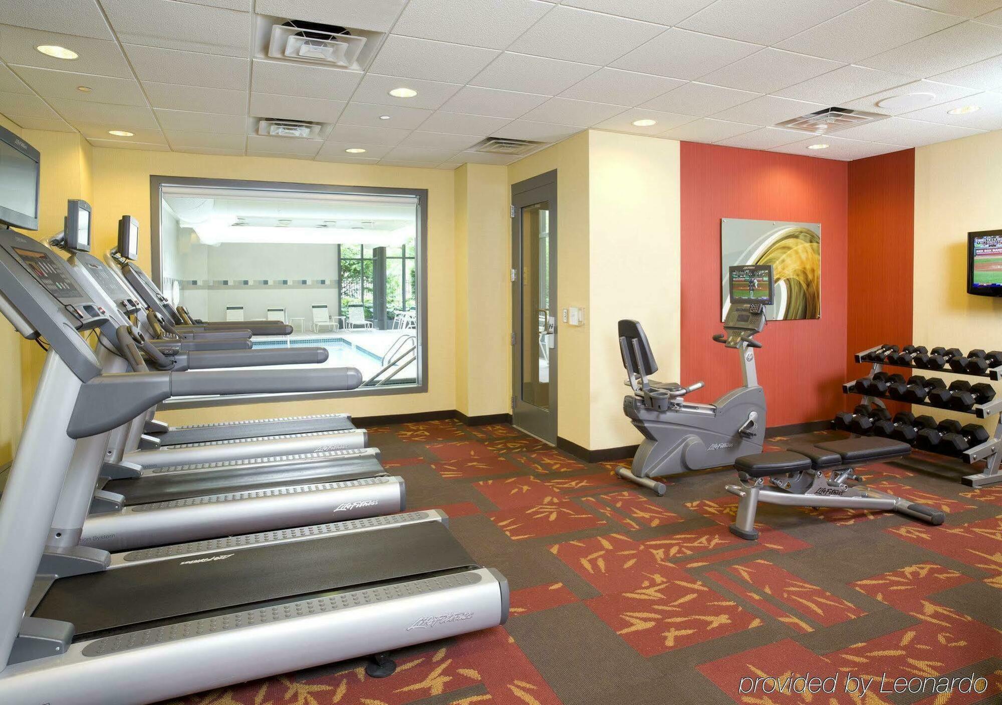 Courtyard By Marriott Boston Hotel 3*
